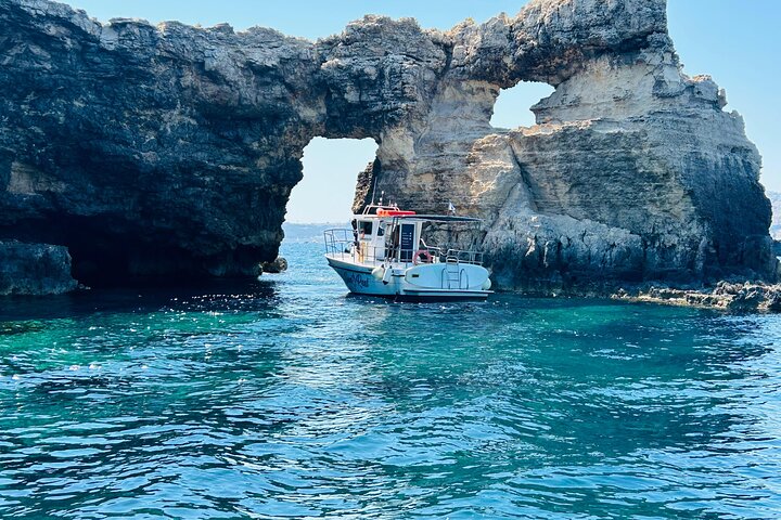 03-Hour Private Boat Tour